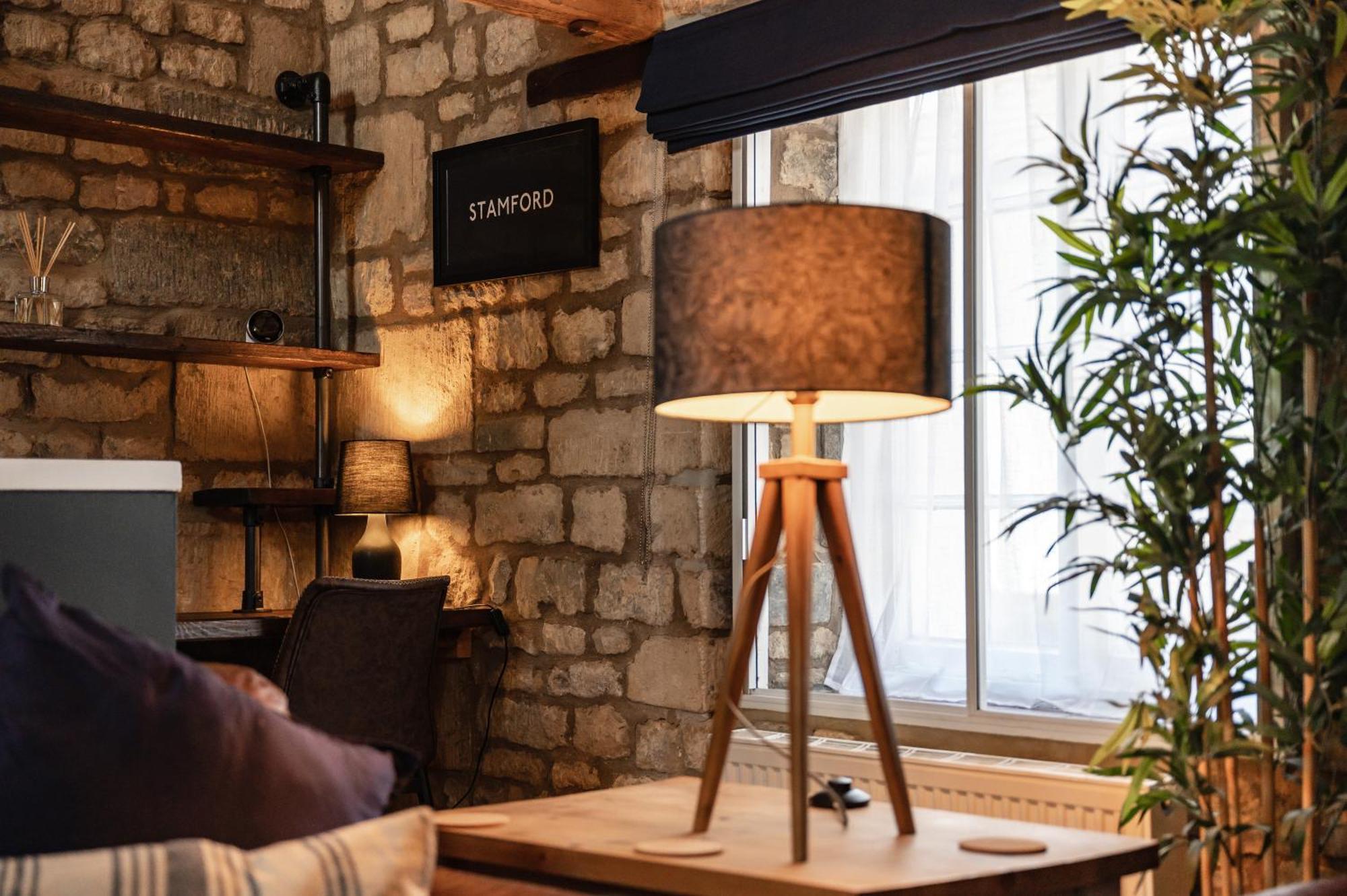 Stylish Central 6 Bedroom Converted Granary Stamford Exterior foto