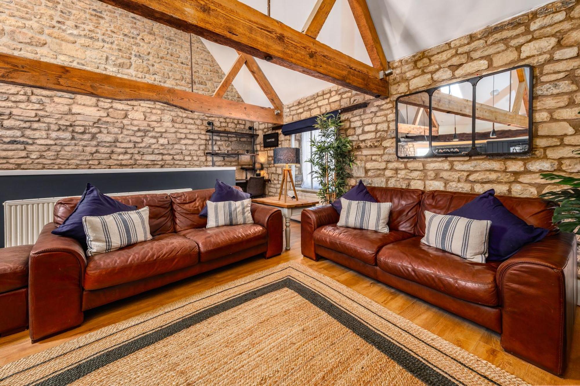 Stylish Central 6 Bedroom Converted Granary Stamford Exterior foto